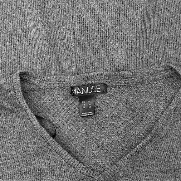 Mandee • Cinched Front Top - Picture 3 of 5